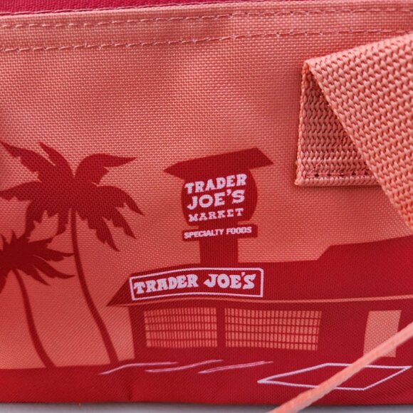 New Trader Joe's Mini Insulated Bags PEACH Color Lunch Box NEW LIMITED EDITION 2 - Picture 2 of 11